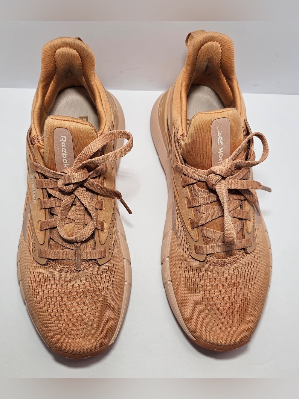 Reebok Women’s Tan Brown Athletic Sneakers Size 8